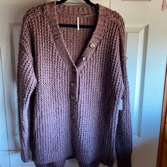 Free People NWT Whistle Thermal Henley Chunky
Knit Brown Pullover Size Small - Picture 6 of 16